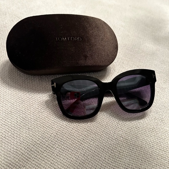 Tom Ford Beatrix sunglasses - Picture 2 of 2